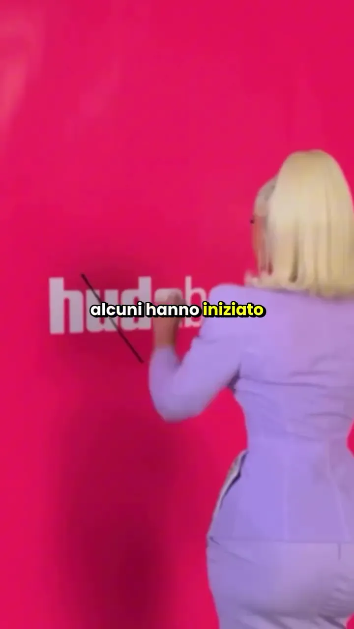 Cardi B cancella il logo di Huda Beauty nella campagna Snatched Baddies
